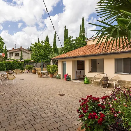 Fattoria Podere Peciano בית חווה *